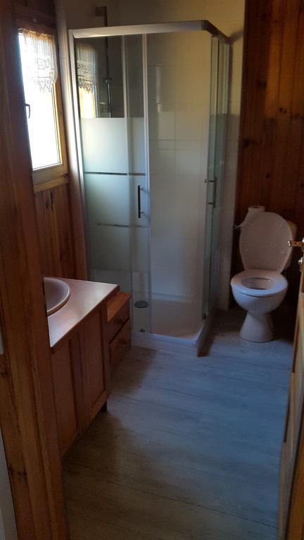 Camping La Motte Flottante La Freissinouse Esterno foto