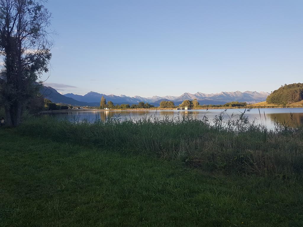 Camping La Motte Flottante La Freissinouse Esterno foto